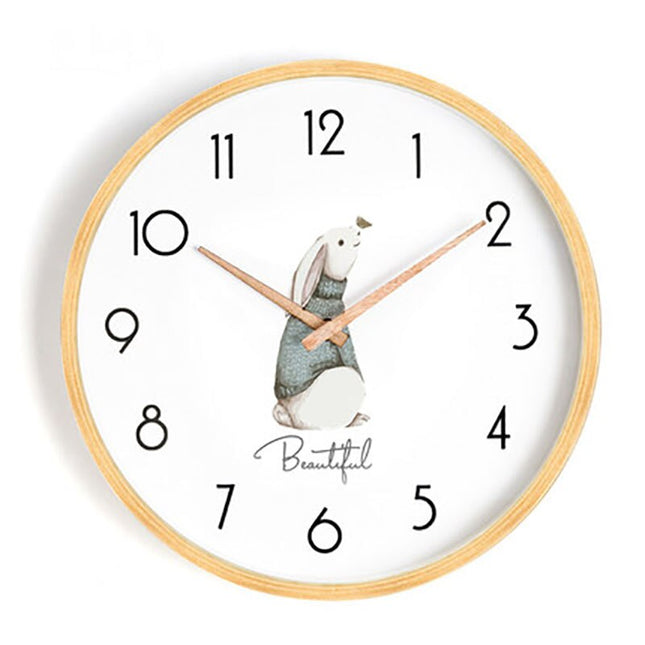 Kulaté skandinávské hodiny s dřevěným rámem