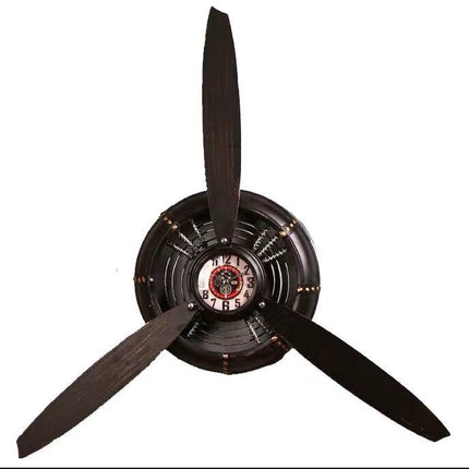 Retro hodiny ve stylu letecké vrtule