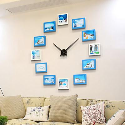 Nástěnné hodiny s 12 fotorámečky DIY