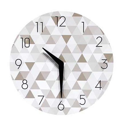 Designové dětské hodiny s geometrickými tvary