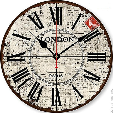 Klasické vintage hodiny styl francouzské bistro