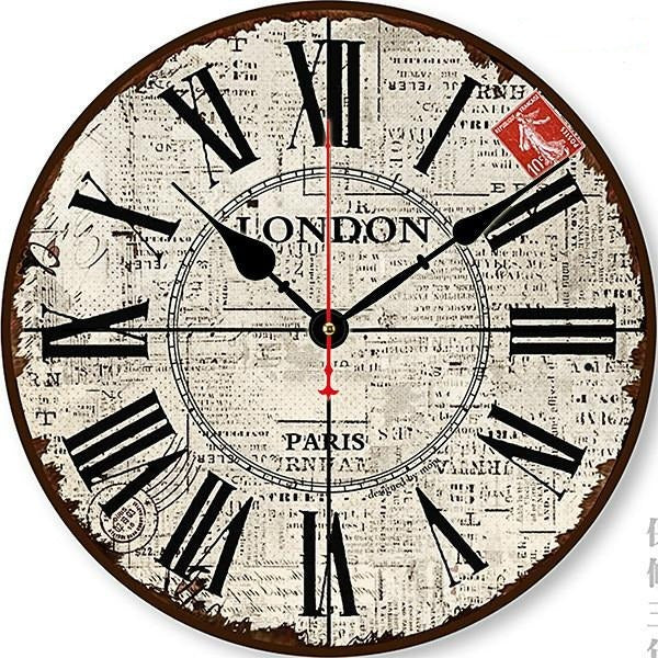 Klasické vintage hodiny styl francouzské bistro
