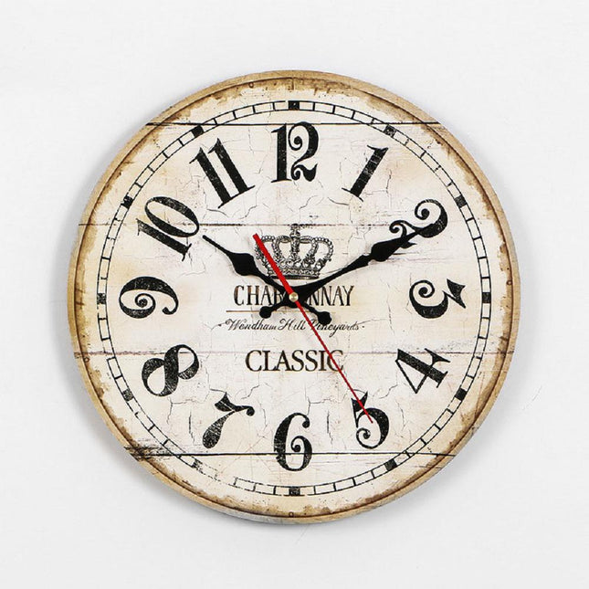 Vintage nástěnné hodiny s barevnými čísly