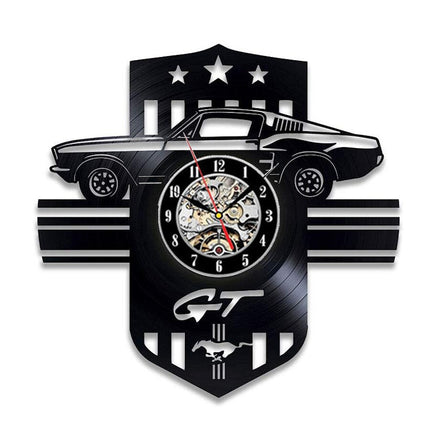 Vinylové hodiny pro fanoušky Ford Mustang