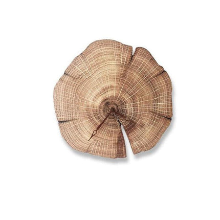 Rustikální nástěnné hodiny z kmene stromu