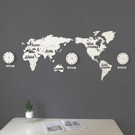Nástěnná mapa světa s více hodinami