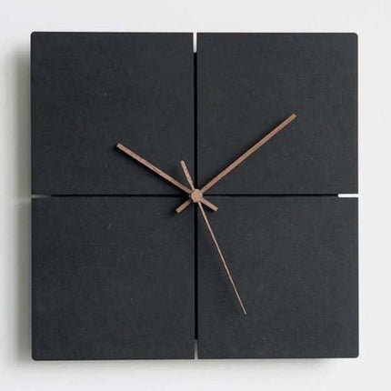 Minimalistické kulaté hodiny s křížem