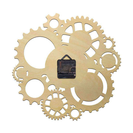 Dřevěné hodiny s viditelnými ozubenými koly