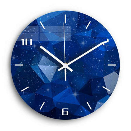 Tiché nástěnné hodiny s motivem galaxie