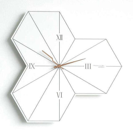 Bílé geometrické nástěnné hodiny hexagon