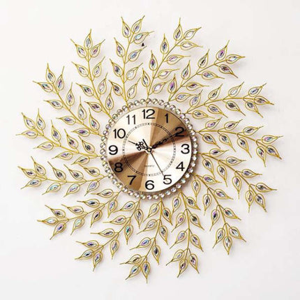 Zlaté nástěnné hodiny design listí