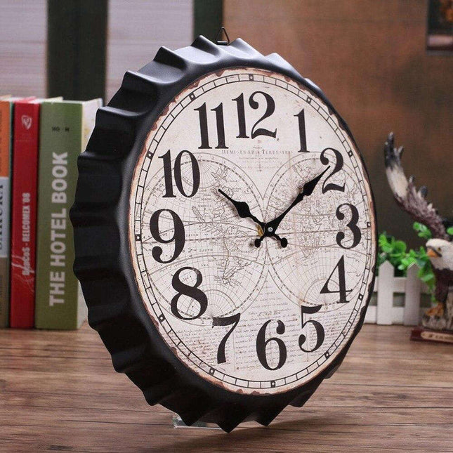 Retro hodiny ve tvaru pivního víčka