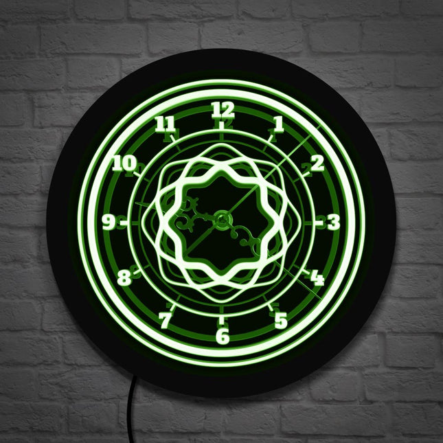 Designové nástěnné hodiny s geometrickým vzorem