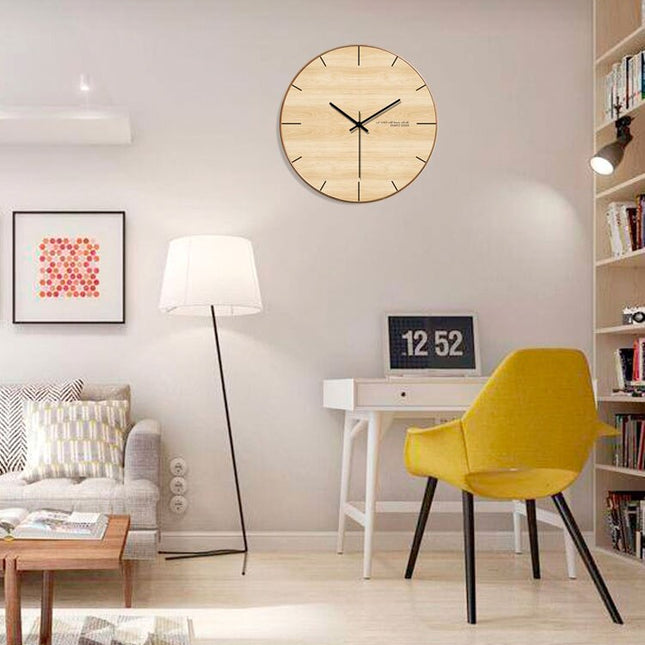 Minimalistické dřevěné hodiny pro moderní interiér