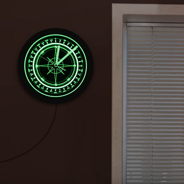 Podsvícené nástěnné LED hodiny kompas