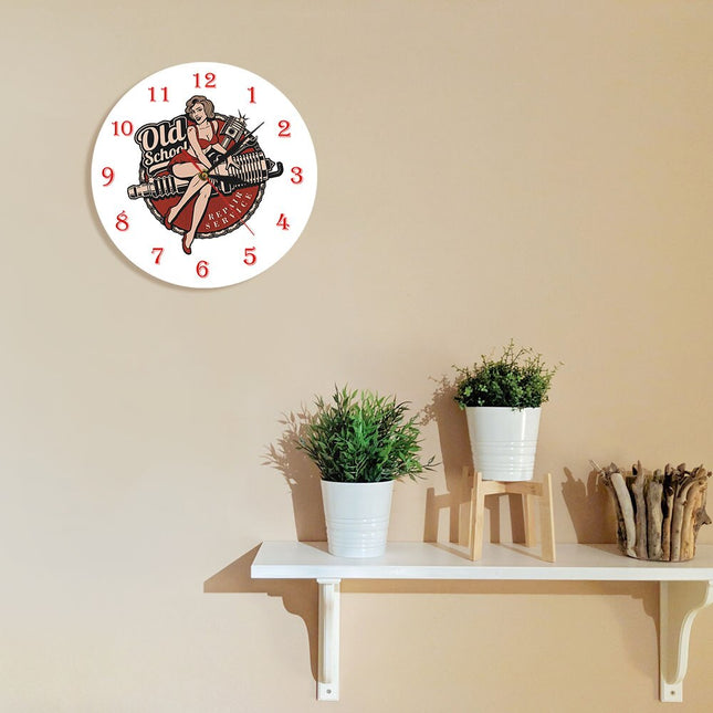 Nástěnné hodiny v retro stylu pin-up