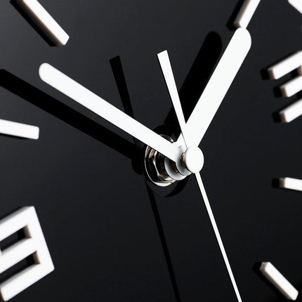 Designové kovové stolní hodiny geometrický tvar