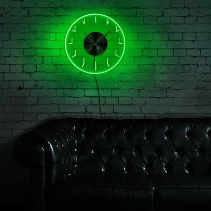 Minimalistické hodiny s LED podsvícením