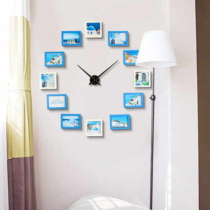 Nástěnné hodiny s 12 fotorámečky DIY
