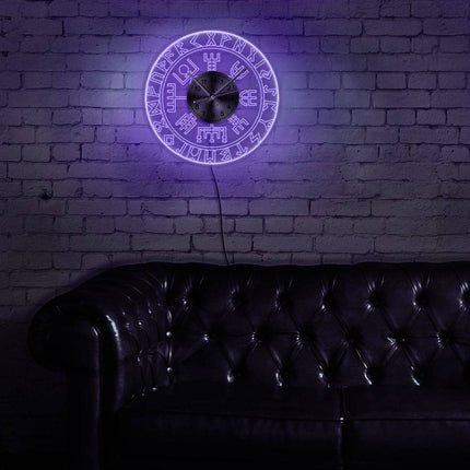 Vikingské svítící hodiny s runami