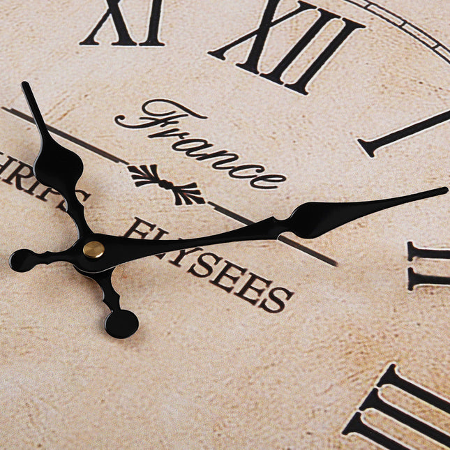 Starožitné nástěnné hodiny s římskými číslicemi