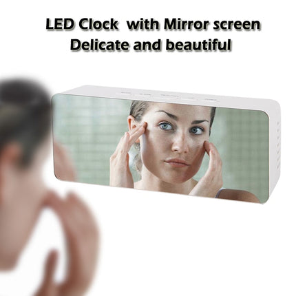 Digitální stolní budík se zrcadlovým displejem