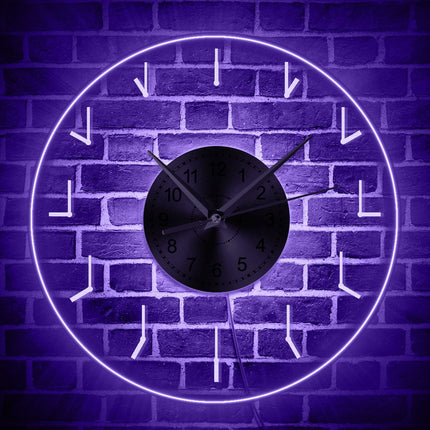 Minimalistické hodiny s LED podsvícením
