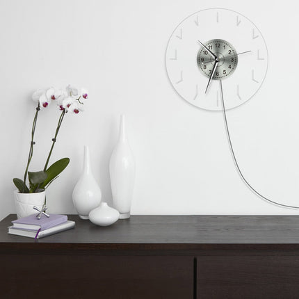 Minimalistické hodiny s LED podsvícením