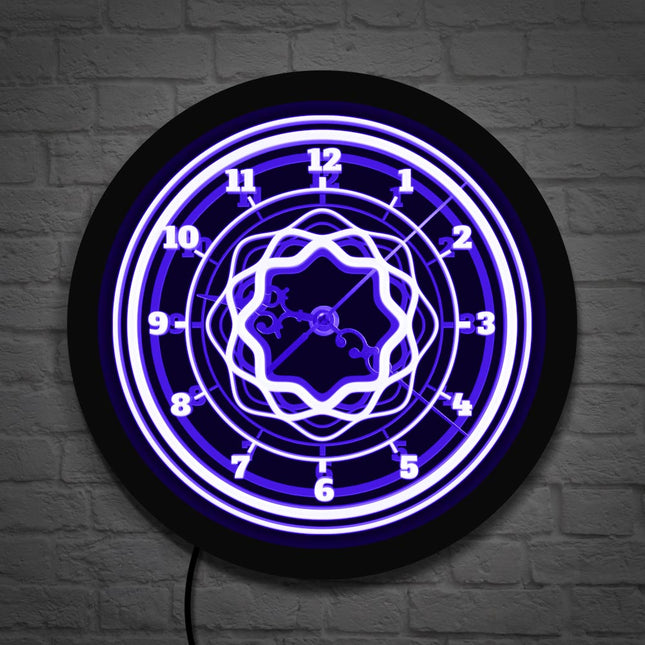 Designové nástěnné hodiny s geometrickým vzorem