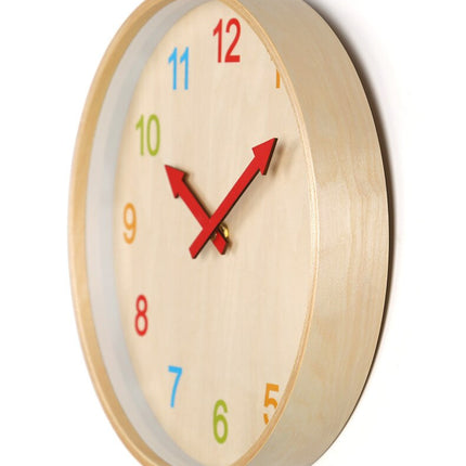 Dětské dřevěné hodiny s barevnými čísly