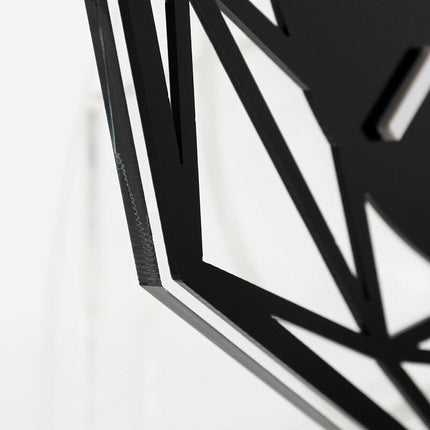 Designové kovové stolní hodiny geometrický tvar