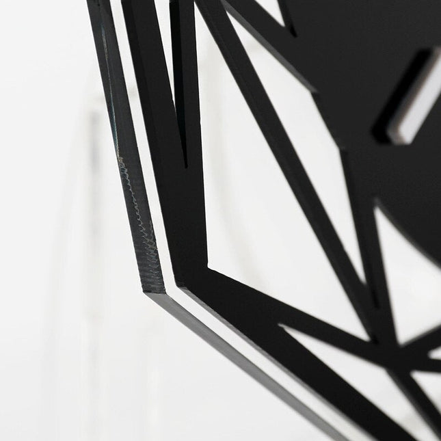 Designové kovové stolní hodiny geometrický tvar