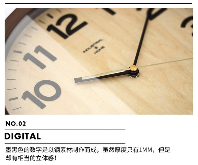 Starožitné dřevěné hodiny se skleněným krytem