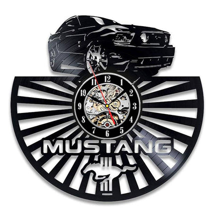Vinylové hodiny pro fanoušky Ford Mustang