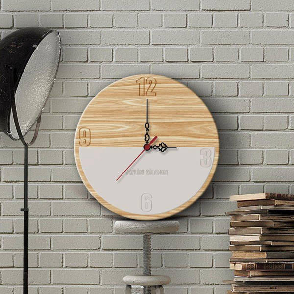 Minimalistické nástěnné hodiny dřevěný design