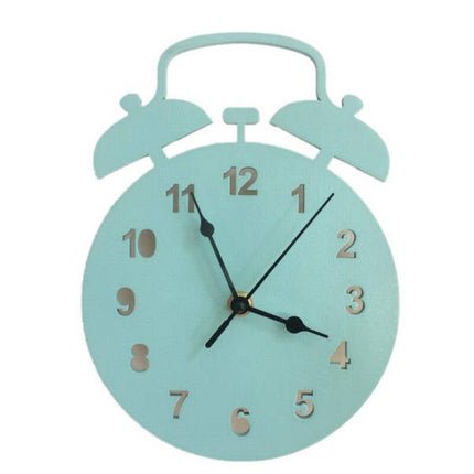 Nástěnné hodiny ve tvaru klasického budíku