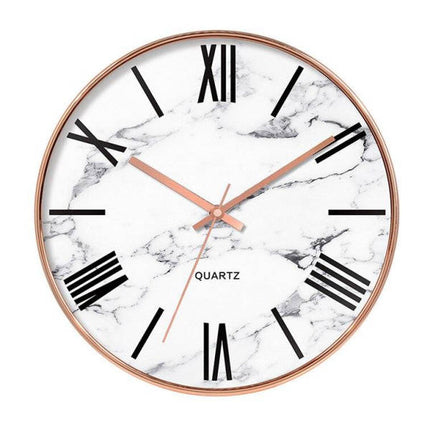 Elegantní hodiny mramor s římskými číslicemi