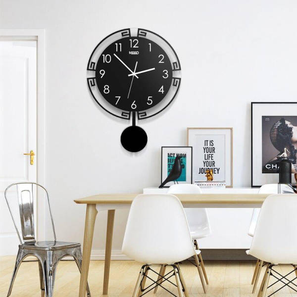 Moderní designové kyvadlové hodiny černé